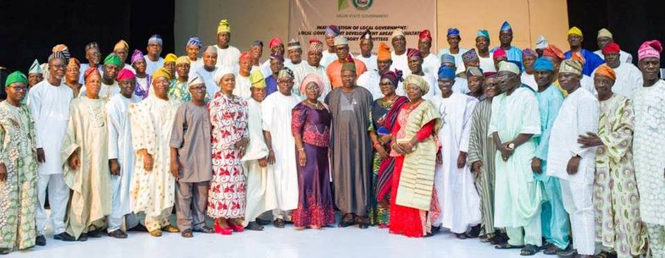 Amosun and others with members of the Consultative Advisory Council in a group photograph.